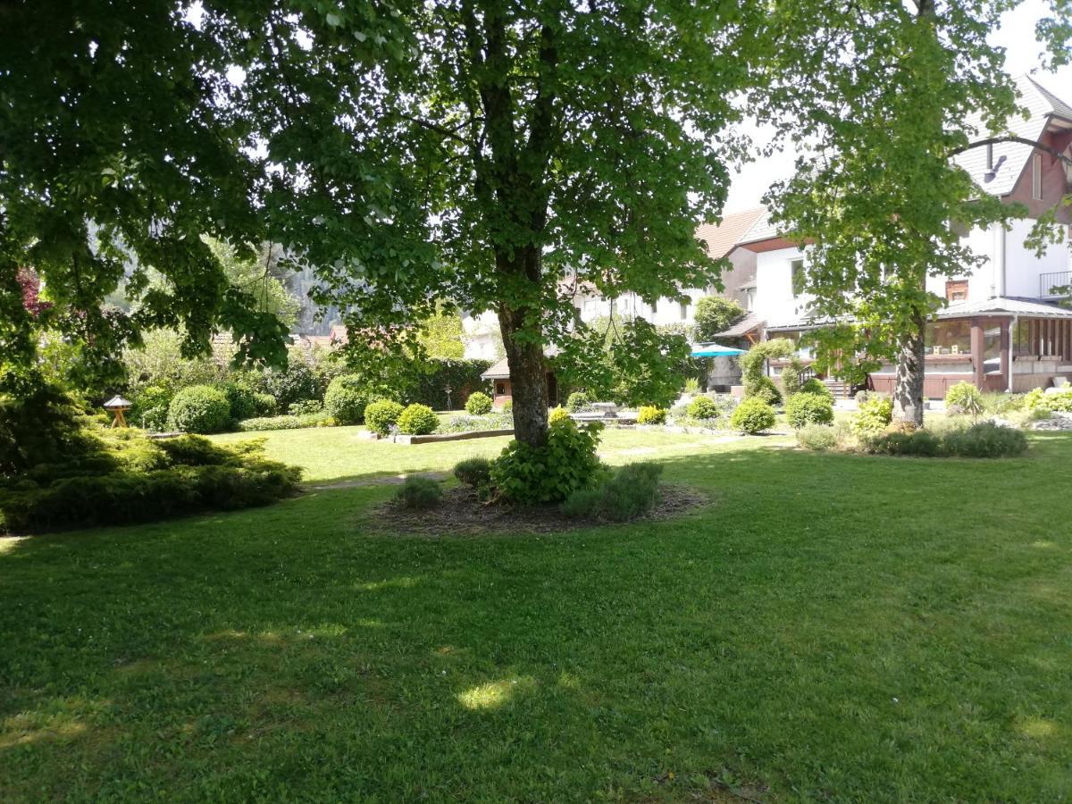 Chez Marlyse-Chambres Et Table D'Hotes Saint-Maurice-sur-Moselle Exterior foto